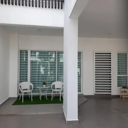Homestay Damai Kota Seribong - Kota Bharu Exterior photo